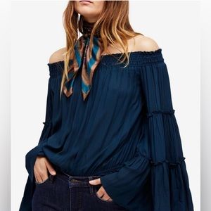 FREE PEOPLE NWT Free Spirit Top S